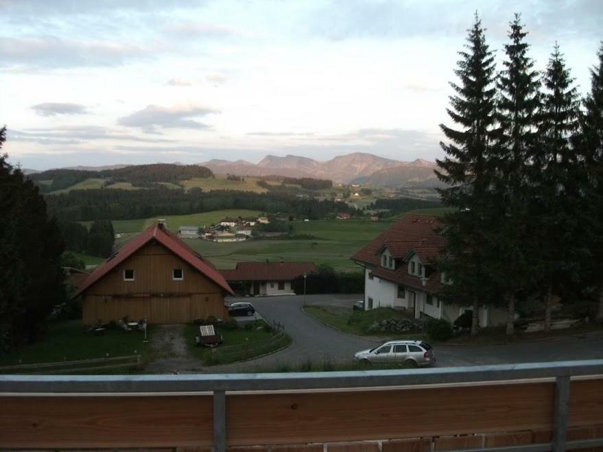 Haus Lenzhalde Apartamento Oberreute Exterior foto